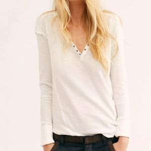NWT WE THE FREE PEOPLE MILITARY MIX STUDDED HENLEY RIBBED CUFF TEE IVORY Z437-9